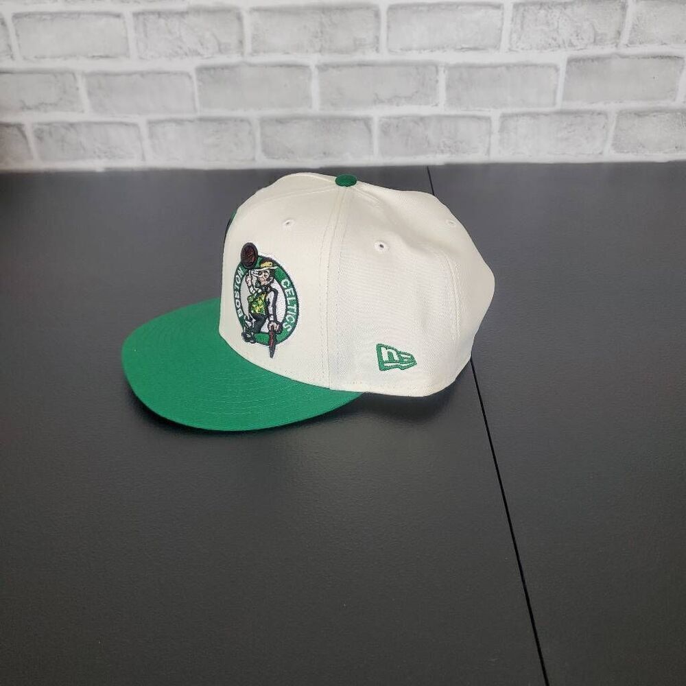 Boston Celtics Snapback - Picture 2 of 7